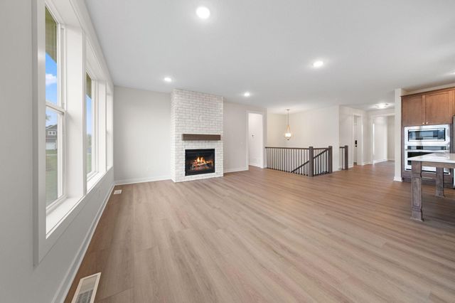 4883 127th Circle NE, Blaine, MN 55449