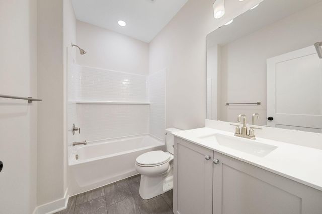 4883 127th Circle NE, Blaine, MN 55449