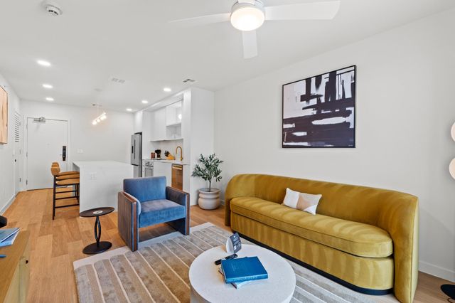 2323 S Lamar BLVD 202, Austin, TX 78704