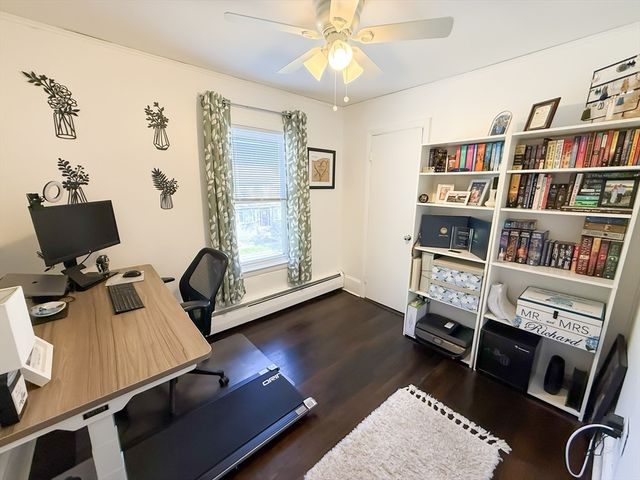12 Lamar Ave, Worcester, MA 01604