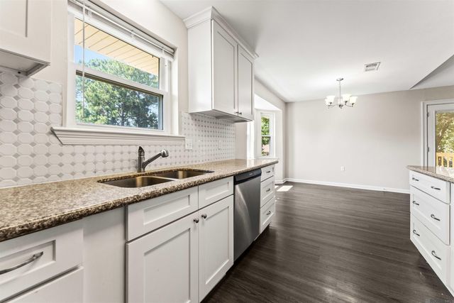 7320 Memo Pl, Baton Rouge, LA 70817
