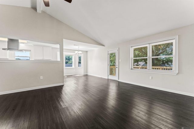 7320 Memo Pl, Baton Rouge, LA 70817