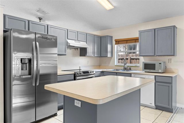 1533 STANBURY DRIVE, Orlando, FL 32818