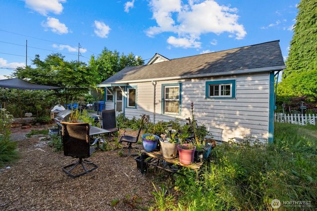 8414 A ST, Tacoma, WA 98444