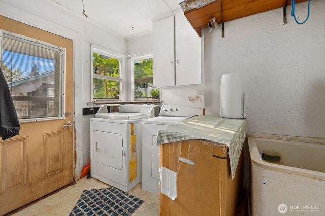 8414 A ST, Tacoma, WA 98444