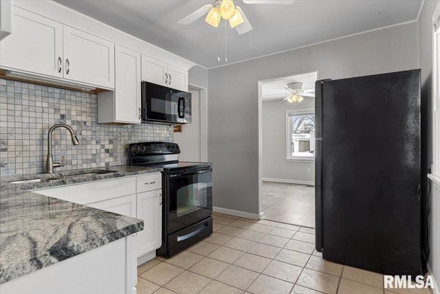 3012 LOUISE Lane, Springfield, IL 62702