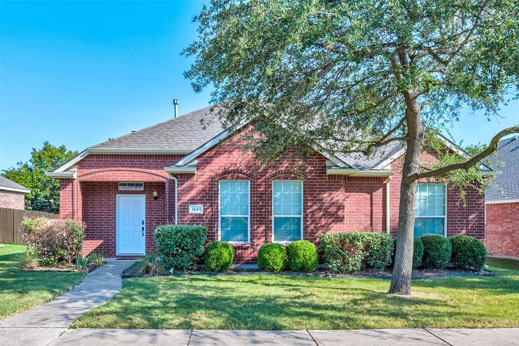 1541 Cliff Creek Drive, Allen, TX 75002