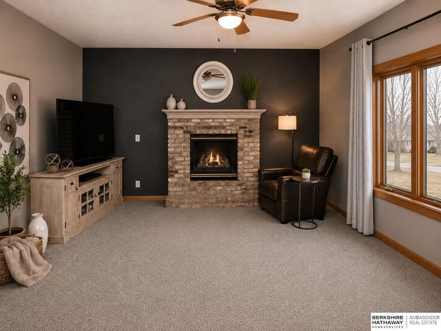 9022 Bayberry Circle, La Vista, NE 68128