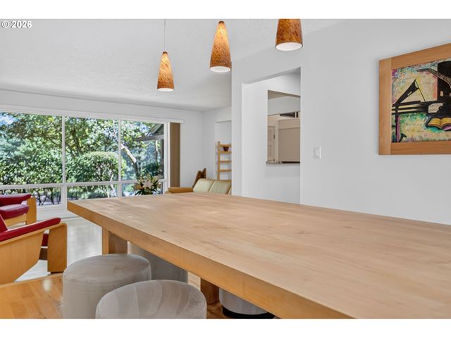 3165 Sw RALEIGHVIEW Dr, Portland, OR 97225