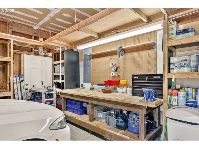 3165 Sw RALEIGHVIEW Dr, Portland, OR 97225