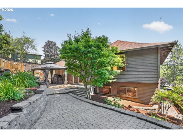 3165 Sw RALEIGHVIEW Dr, Portland, OR 97225