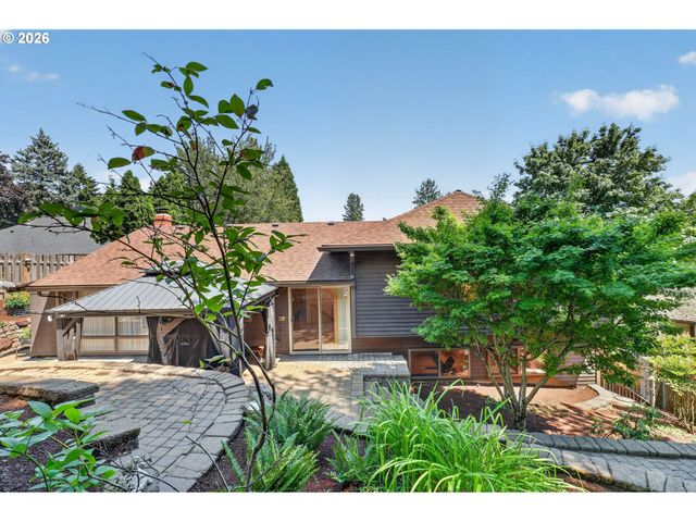 3165 Sw RALEIGHVIEW Dr, Portland, OR 97225