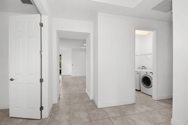 10250 SW Silverberry Court, Port St. Lucie, FL 34987