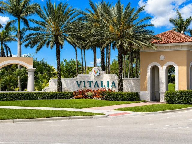 10250 SW Silverberry Court, Port St. Lucie, FL 34987