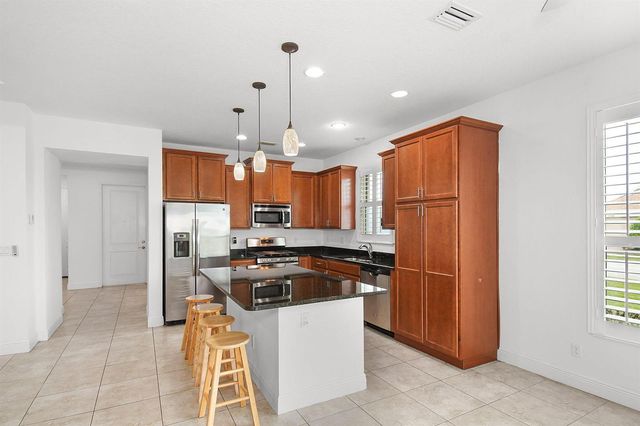 10250 SW Silverberry Court, Port St. Lucie, FL 34987