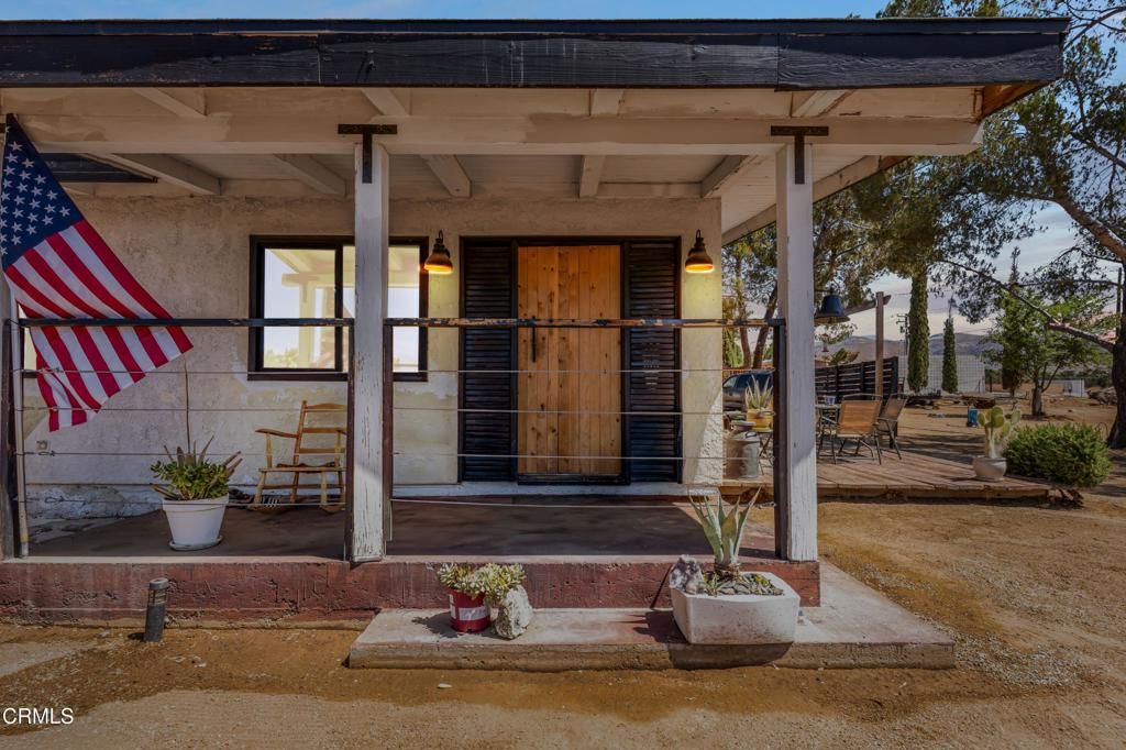Image 1 of property listing at 33011 Crown Valley Road, Acton, CA 93510