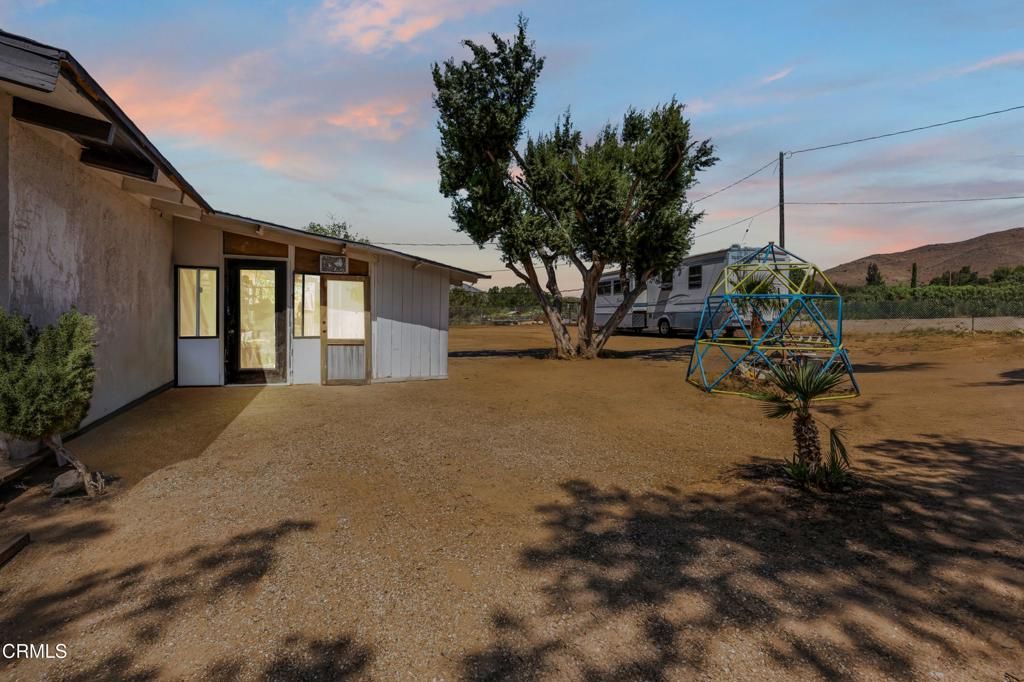 Image 23 of property listing at 33011 Crown Valley Road, Acton, CA 93510