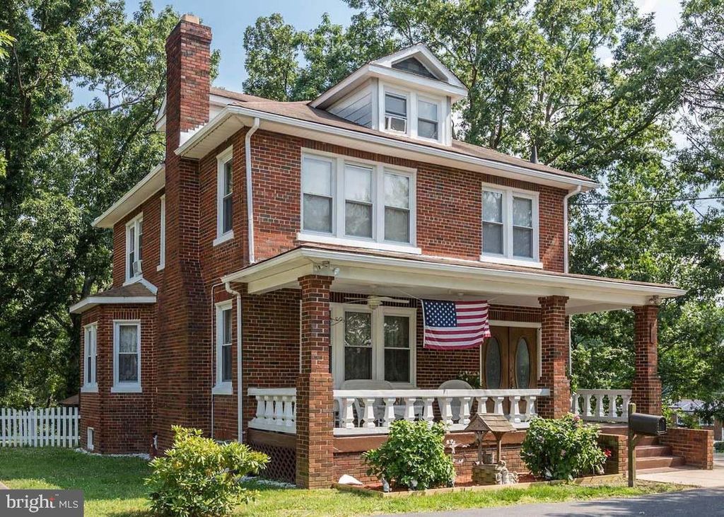 5618 FISHER RD, Temple Hills, MD 20748