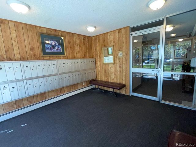 3124 S Wheeling Way 207, Aurora, CO 80014