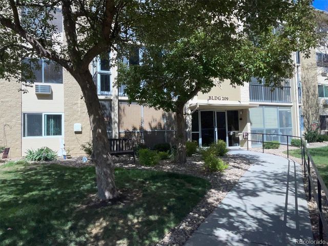 3124 S Wheeling Way 207, Aurora, CO 80014