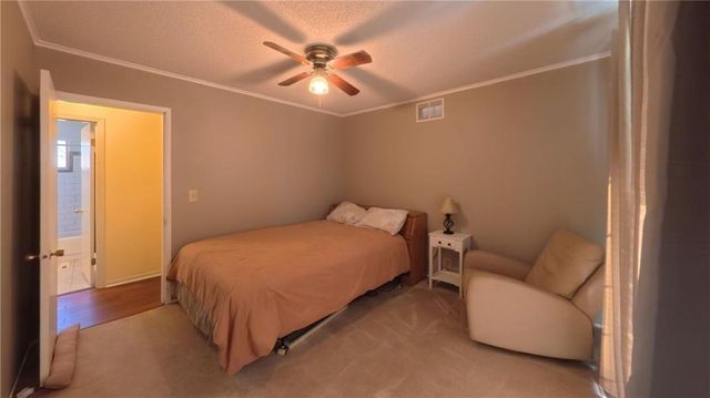 1656 Lake Viking Terrace, Gallatin, MO 64640