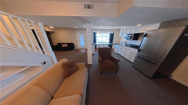 1656 Lake Viking Terrace, Gallatin, MO 64640