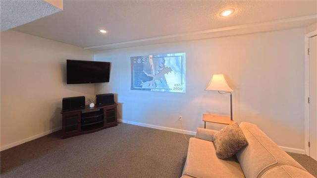 1656 Lake Viking Terrace, Gallatin, MO 64640