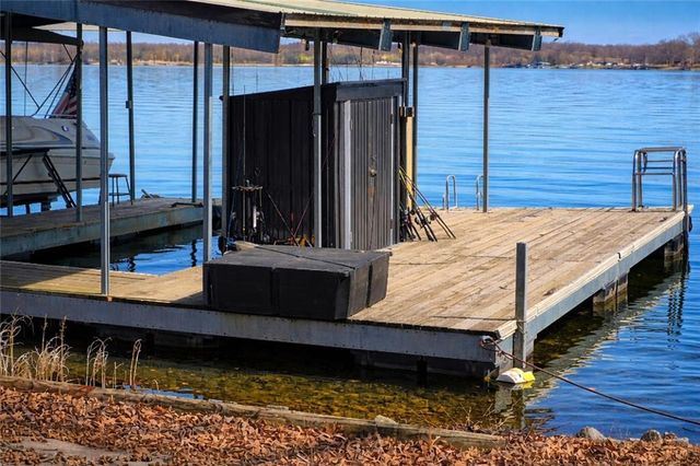 1656 Lake Viking Terrace, Gallatin, MO 64640