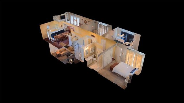 1656 Lake Viking Terrace, Gallatin, MO 64640