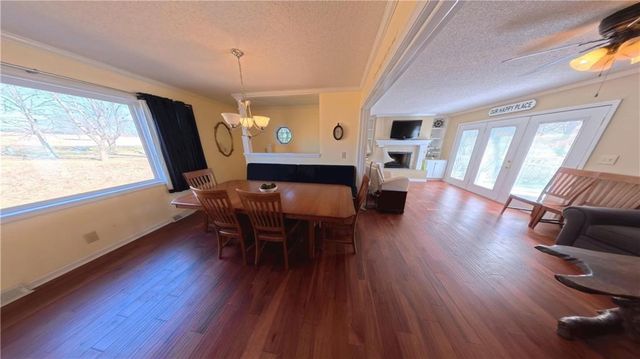 1656 Lake Viking Terrace, Gallatin, MO 64640