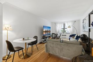 337 E 50th Street 2E, New York (manhattan), NY 10022