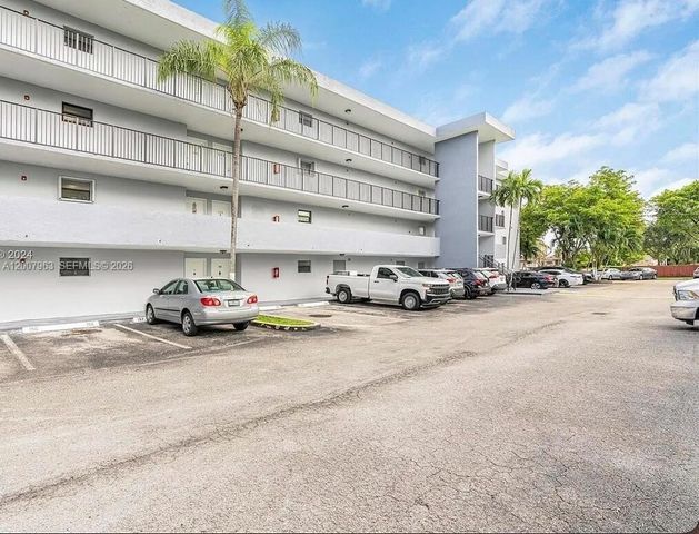 13870 SW 62nd St 208, Miami, FL 33183