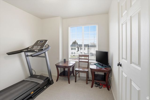 2673 W 3900 S, Roy, UT 84067