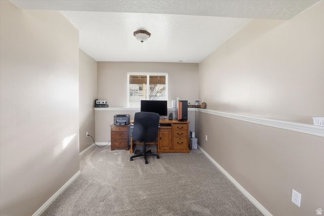 2673 W 3900 S, Roy, UT 84067