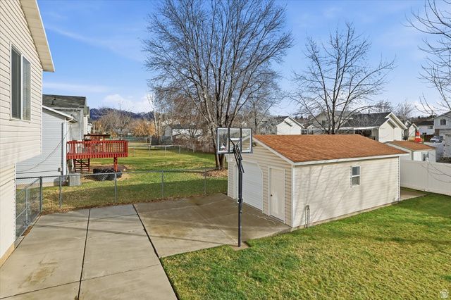 2673 W 3900 S, Roy, UT 84067