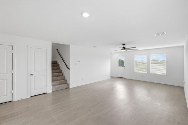 7114 Amber Barn Avenue, Pilot Point, TX 76258