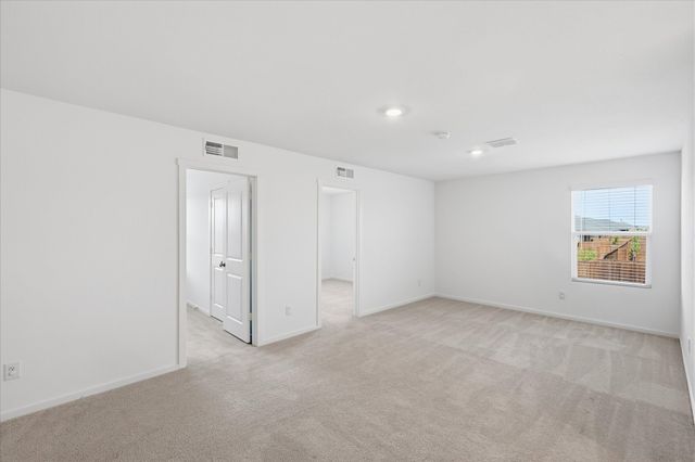 7114 Amber Barn Avenue, Pilot Point, TX 76258