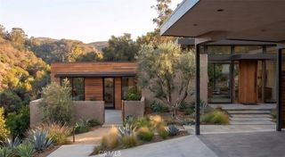 26137 Fairside Rd, Malibu, CA 90265