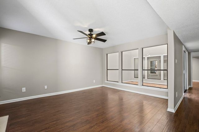 1942 ALLENBY RD, Germantown, TN 38139