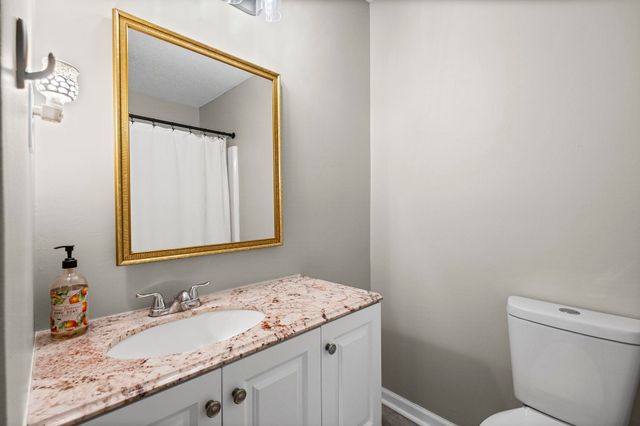 1942 ALLENBY RD, Germantown, TN 38139