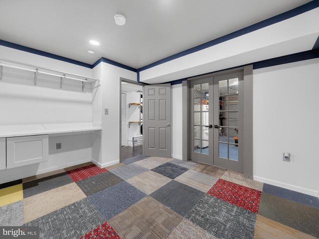 564 SPARKLEBERRY TER NE, Leesburg, VA 20176