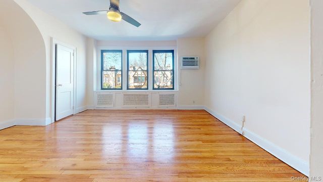 68-24 Juno Street, Forest Hills, NY 11375