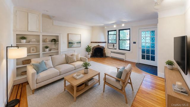 68-24 Juno Street, Forest Hills, NY 11375