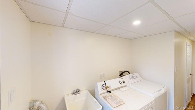 68-24 Juno Street, Forest Hills, NY 11375