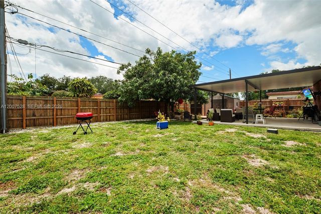 6870 Thomas St, Hollywood, FL 33024