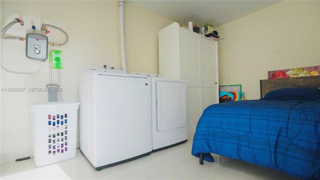 25260 SW 124th Pl, Homestead, FL 33032