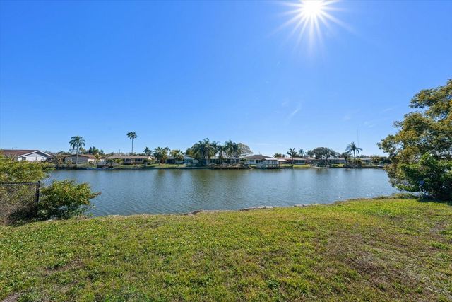 4120 SUNRAY DRIVE, Holiday, FL 34691