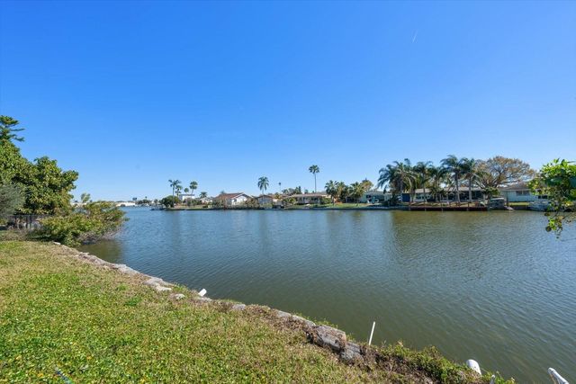 4120 SUNRAY DRIVE, Holiday, FL 34691