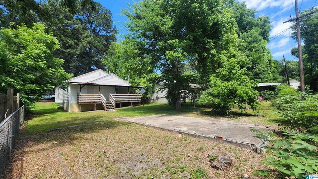 104 CYPRESS STREET, Hueytown, AL 35023