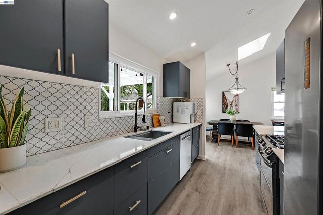 23467 Mona Marie Ct, Hayward, CA 94541